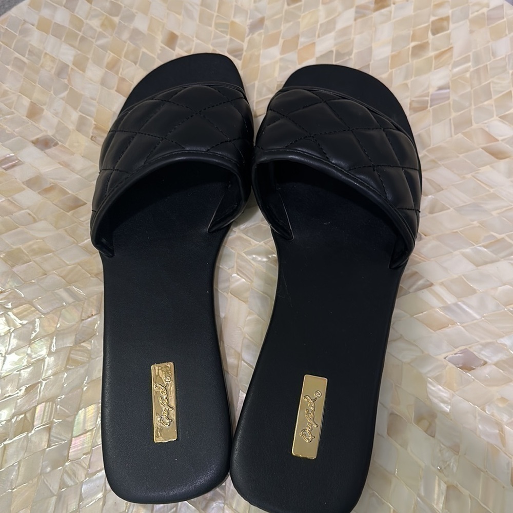 Qupid Black Faux Leather Slipper In Size 10 - Picture 4 of 8